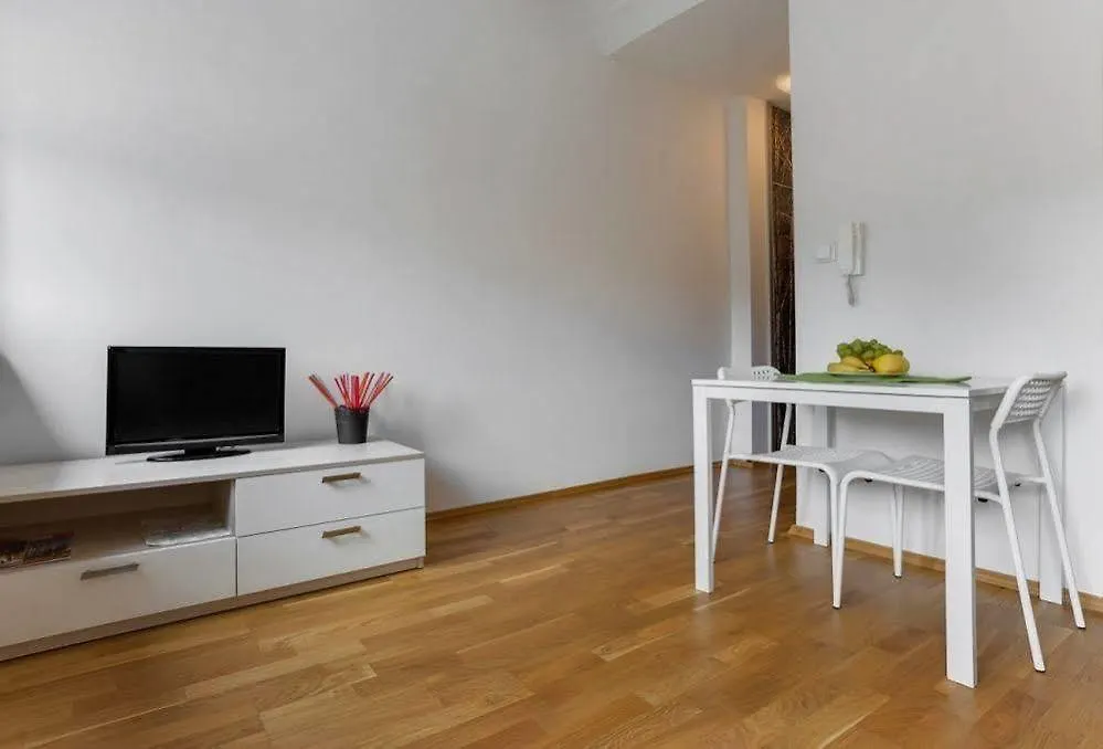 Apartment Penguin Rooms - City Center Krakow