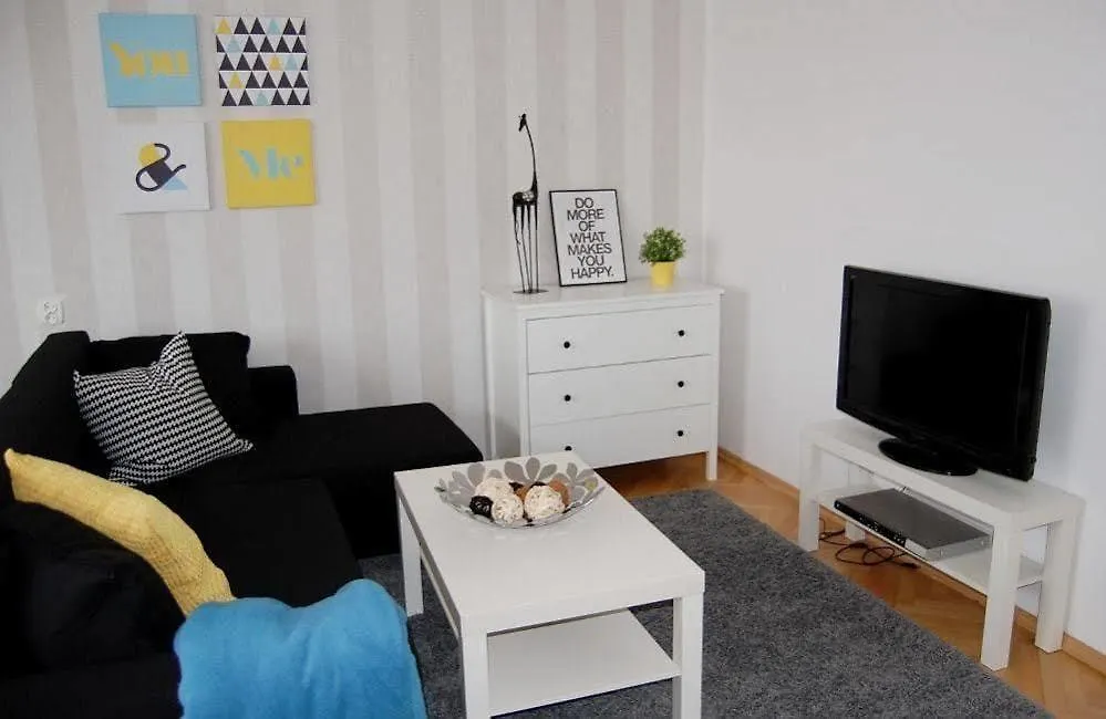 Penguin Rooms - City Center Krakow 0*,