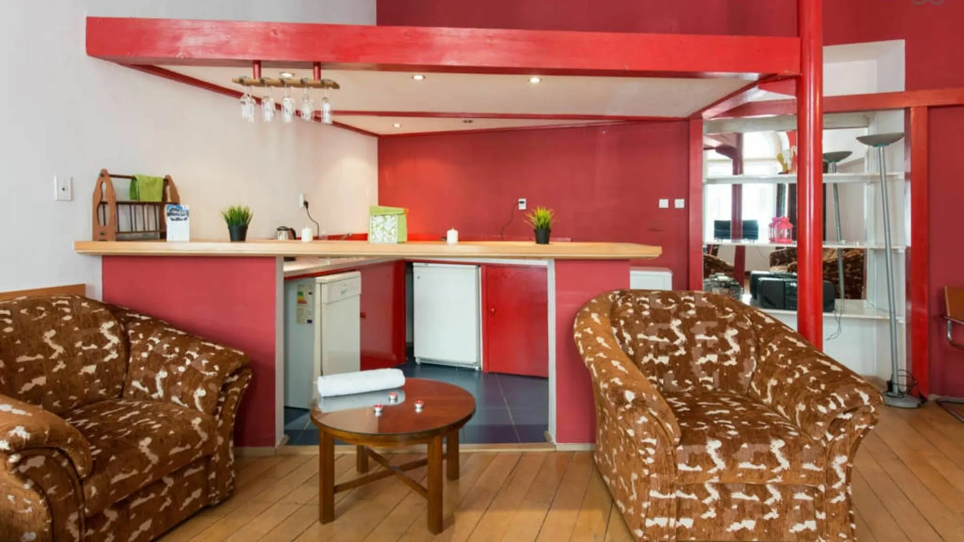 Apartment Penguin Rooms - City Center Krakow