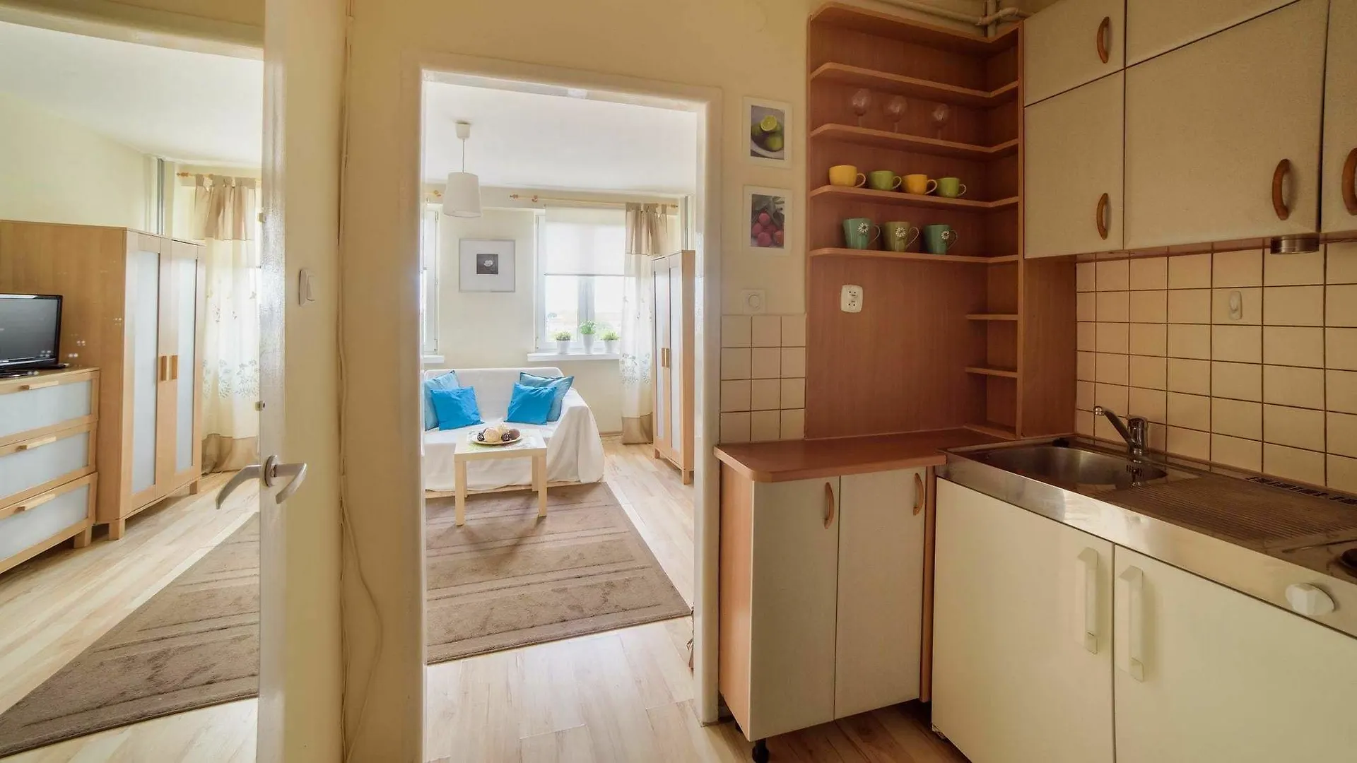 Penguin Rooms - City Center Krakow Poland