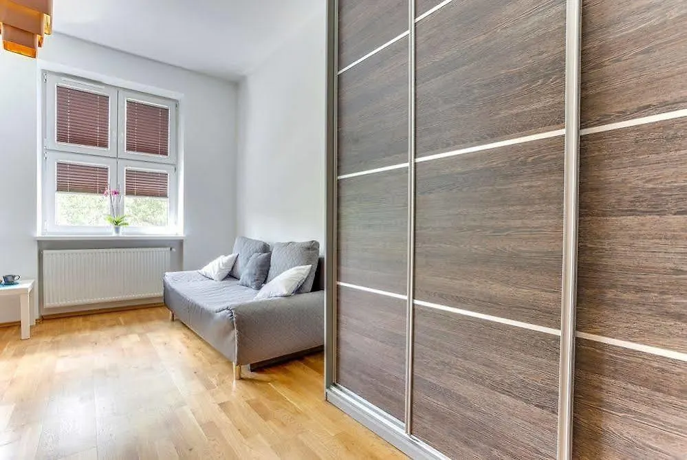 Penguin Rooms - City Center Krakow Apartment